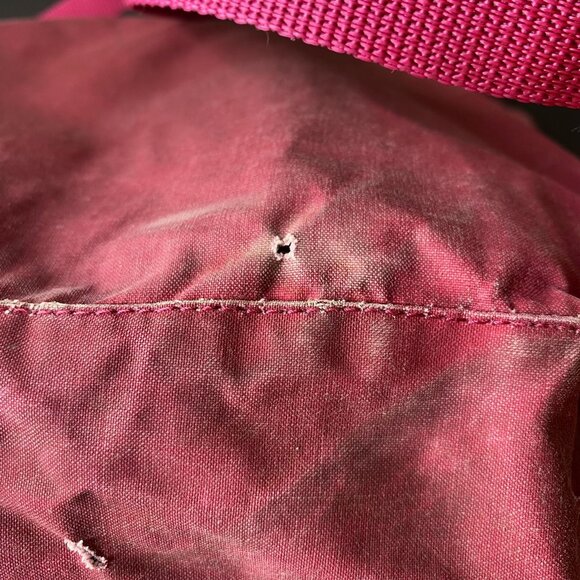 Fjallraven "Kanken" Maroon Backpack, 13" Laptop Sleeve -- Beat Up But Good - Picture 7 of 13